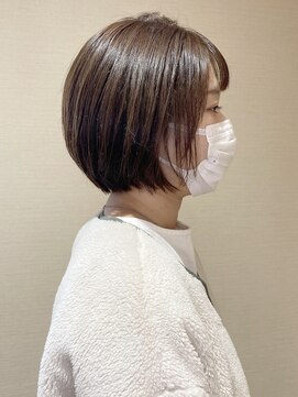 ソルト(Salt) 丸みショートボブ