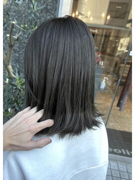 クイントネオリーブ 自由が丘正面口店(quint:neolive) ミディアム × オリーブカラー