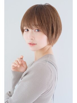 ガリカ(Gallica kinshicho) 『 グレージュ ×  透け感 』丸みショート 流し前髪☆