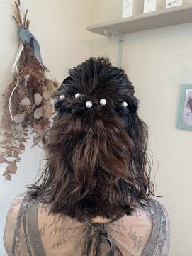 KMR ミディアムハーフアップ