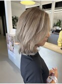 ハイトーンミルクティーベージュ