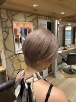 エイト新宿店(EIGHT shinjuku)&nbsp;ミルクティーベージュ