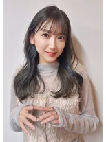 スタイル 袋町(STYLE)&nbsp;ミディアムレイヤー　グレージュカラー　シースルーバング