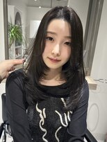 スティロ(stylo)&nbsp;レイヤーカットハイライトショートヘアイルミナカラーオージュア