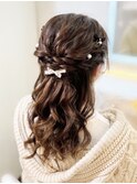 結婚式 お呼ばれ ハーフアップ×リボン・パール・ビジューアクセ