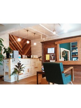 マンツーマン施術でゆったりとしたサロンタイムをご提供＊癒し効果の高いヘッドスパでリラックスできる♪