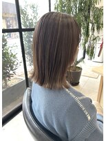 リラ(Lila)&nbsp;ハイライトカラー/白髪ぼかし/グレージュ／ベージュ／ナチュラル