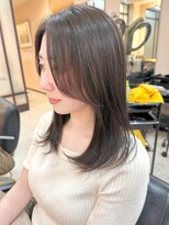 美容室ヒラトヤ 仙北店 20代30代40代大人可愛い透明感立体感グレージュ×エアストレート