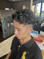 ヘアー ル シェーヌ ワンセカンド(hair le chene 1/2)&nbsp;スパイラルパーマ/極道パーマ