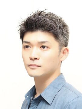 ヘアーアンドグルーミング ヨシザワインク(HAIR&GROOMING YOSHIZAWA Inc.) 刈り上げアップバングスタイル爽やか好印象