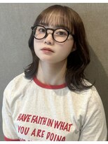 リア(Li'a) ミディアム+外はね+透明感ブラウン