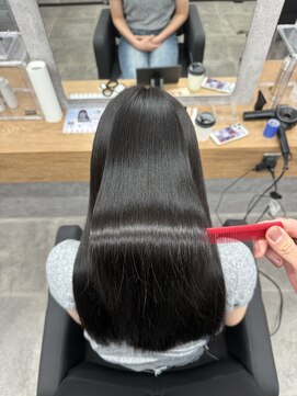 髪質改善ストレート