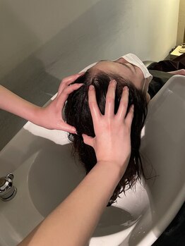 ヘアアンドアイラッシュ ココアンジェ くりえいと宗像店(Coco Ange)の写真/ケアリスト在籍!ヘッドスパが得意なサロンで髪質改善を叶え輝く艶髪へ♪
