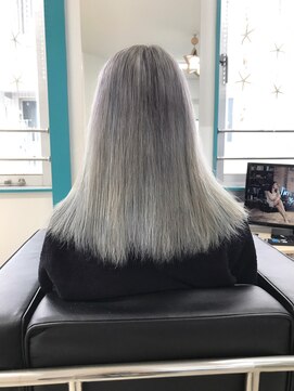 マーメイドヘアー(mermaid hair) ハイブリーチ→シルバー