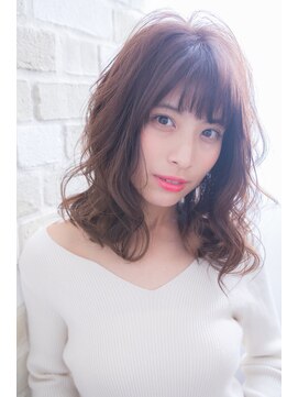 エルサフィロ キタハマ(el zafiro kitahama) 【el zafiro  kitahama】しっとり　ウェーブ　ミディー