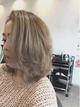 ラ シック(La chic) .