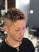 ヘアールームノア(Hair room Noa) ハイツーブロックハードパーマメッシュ