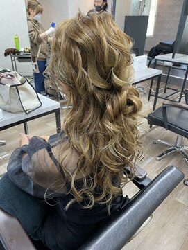 ヴィフ 大船(VIF) お団子ハーフアップ×お呼ばれヘアアレンジ