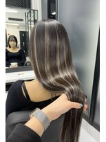 リア 大阪梅田(Ria)&nbsp;～3Dハイライト シールエクステ～　【Ria 大阪 梅田】