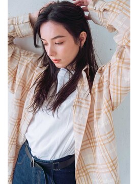 ヘアデザイン ソラ(Sola) 大人可愛い前髪なしナチュラルストレートスタイル×黒髪暗髪