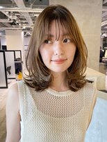 アイティー バイ アルバム 浦和店(IT by ALBUM)&nbsp;レイヤーカット_斜めバンググレージュカラー_29312