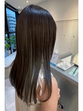 ジーナエス 札幌(Zina S) 【Zina S 札幌】黒髪/グレーベージュ/レイヤーロング/前髪パーマ