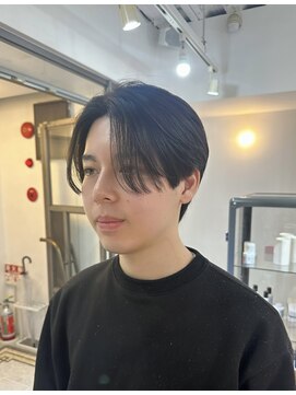 メゾン(Maison) 前下がりセンターパート