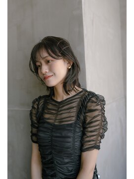 トゥ(TOE) ミディアムボブレイヤー