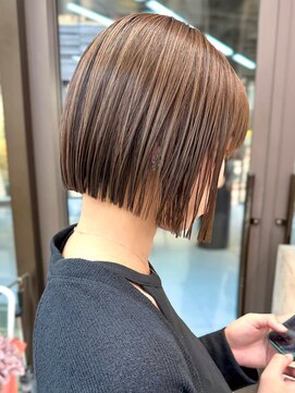 ミィ 表参道(mee.) 前髪/アンブレラカラー/こなれミディ/イメチェン/ぱっつんボブ