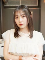 オルセン(OLSEN)&nbsp;ハイレイヤー/ミディアム/顔周り/ブラウンベージュ/ハッシュ