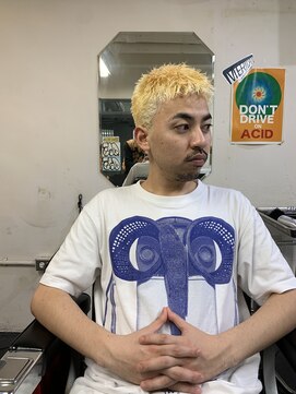 メリケンバーバーショップ フクオカ(MERICAN BARBERSHOP FUK) べリーショートダークアッシュニュアンスパーマ韓国マッシュ