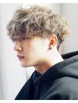 アズ ワン(AS ONE)&nbsp;波巻きパーマツイストスパイラルパーマツーブロックメンズ黒髪