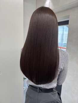 【高砂駅から徒歩5分】柔らかい質感と透明感が叶う！真っ直ぐなだけじゃない、自然なうる艶ストレートに☆