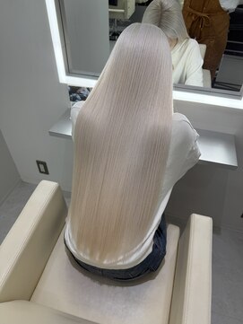 テイス 新宿(TACE) [新宿駅/ココアベージュ/クラゲヘアー/オリーブグレー]