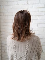 アマリス(Amaris)&nbsp;センターミディアム30代/40代/50代ウルフ/レイヤー