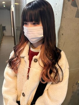 ガルボ ヘアー(garbo hair) 艶髪　ハイトーンカラー　インナーカラー