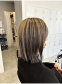 アンブレラカラーで切りっぱなしボブをオシャレに◎