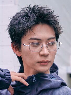 テン 心斎橋(tenn.) ツーブロックマッシュショートレイヤースパイキーショートヘア