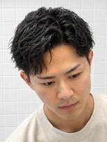 ゼロスバーバー(0's BARBER SHOP) ツイストスパイラル/メンズパーマ/ショート/ビジネス/ツーブロ