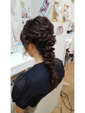ヘアセット専門店 ナゴミ 池袋店(nagomi) 三つ編みダウンスタイル