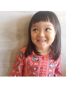 ヘアアンドビューティー クローバー(Hair&Beauty Clover) オリエンタルgirl/ぱっつん前髪