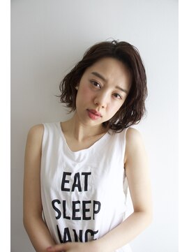 アグ ヘアー レント 巣鴨店(Agu hair rent) 透け感・透明感のある外国人風カラールーズボブ【Agu rent】