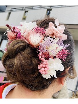 小さな美容室 ハナ(hana) 花いっぱいの可愛らしい成人式ｓｔｙｌｅ