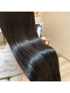 トゥーリ 二日市店(tuuli) 二日市 美容室 髪質改善 縮毛矯正 白髪 イルミナカラー