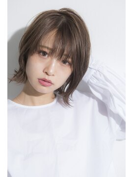 ミエルヘアーエスト 新宿店(mielhair est) 外ハネグレージュショート