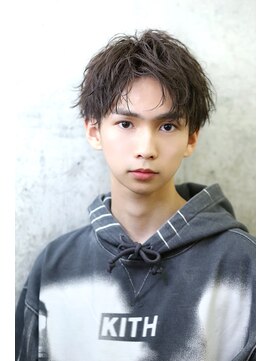リップス 表参道店(LIPPS) 前髪上げれるツーブロックマッシュ【センターパート】刈り上げ