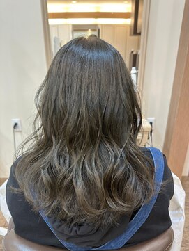 ベルプロッドバイアルター 千葉(bel. prod by aL-ter) 【bel.高野】グレージュカラー/シルキーベージュ/斜めバング