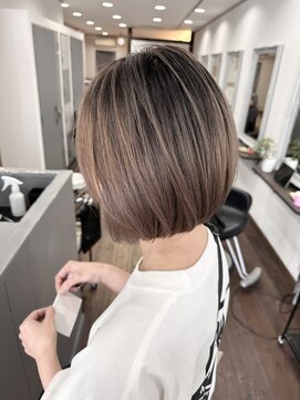 アンダーバーホワイト 広島 並木店(_WHITE) バレイヤージュ