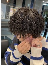 大人気！《波打ちツイストスパイラル》