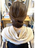 シニヨンスタイル